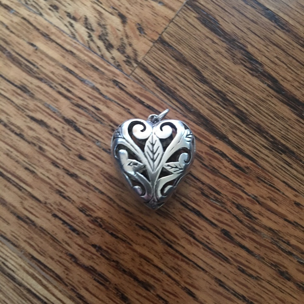 Sterling Silver filigree heart pendant